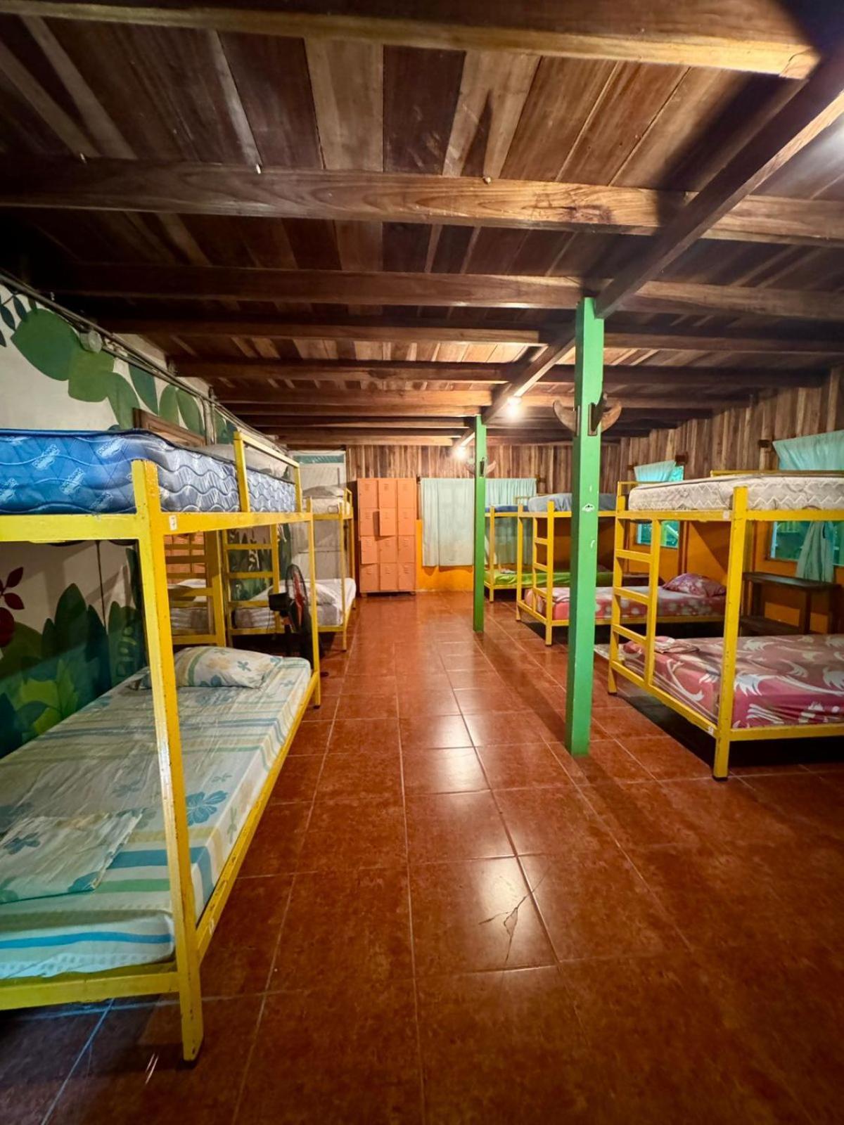 Madre Selva Hostel Puerto Viejo de Talamanca Kültér fotó
