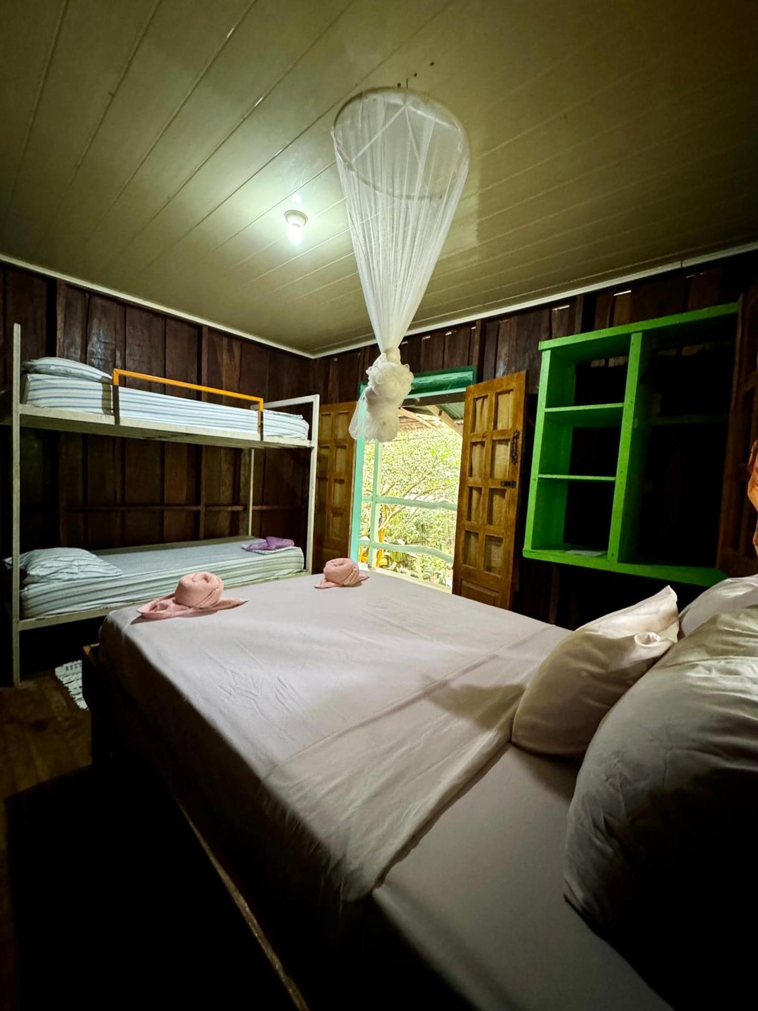 Madre Selva Hostel Puerto Viejo de Talamanca Kültér fotó