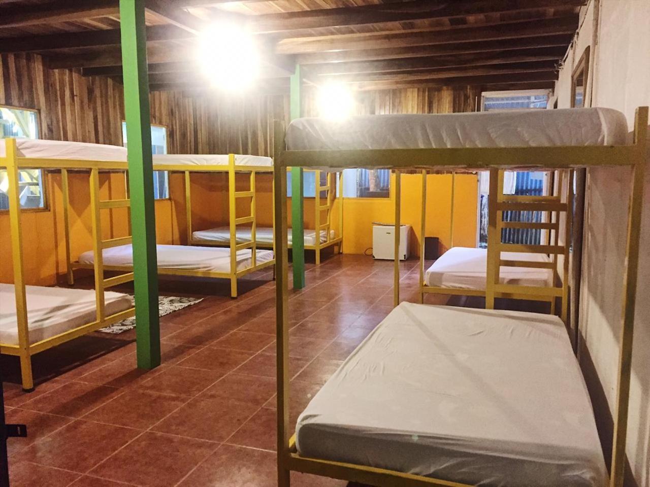 Madre Selva Hostel Puerto Viejo de Talamanca Kültér fotó