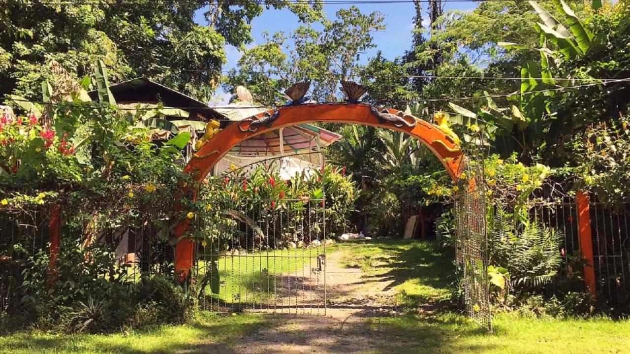 Madre Selva Hostel Puerto Viejo de Talamanca Kültér fotó