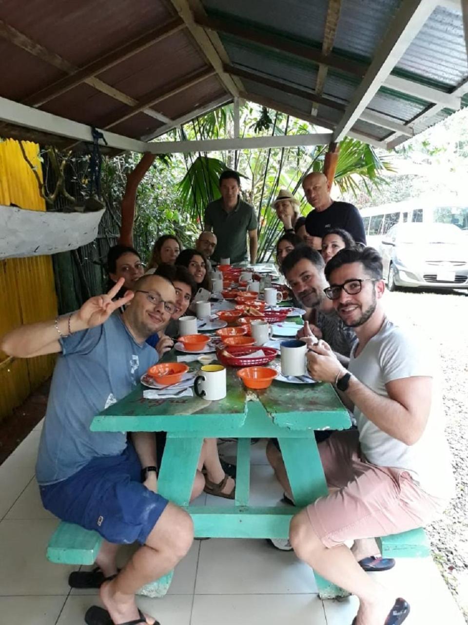 Madre Selva Hostel Puerto Viejo de Talamanca Kültér fotó